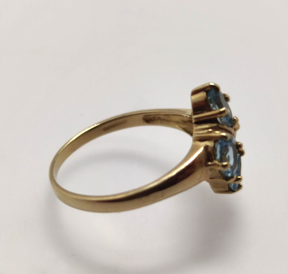 9ct Yellow Gold Ring Oval Blue Topaz 4x Natural Gemstones  Ring Size N