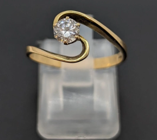14ct Yellow Gold Ring Cubic Zirconia Prong Setting Statement Ring Size P