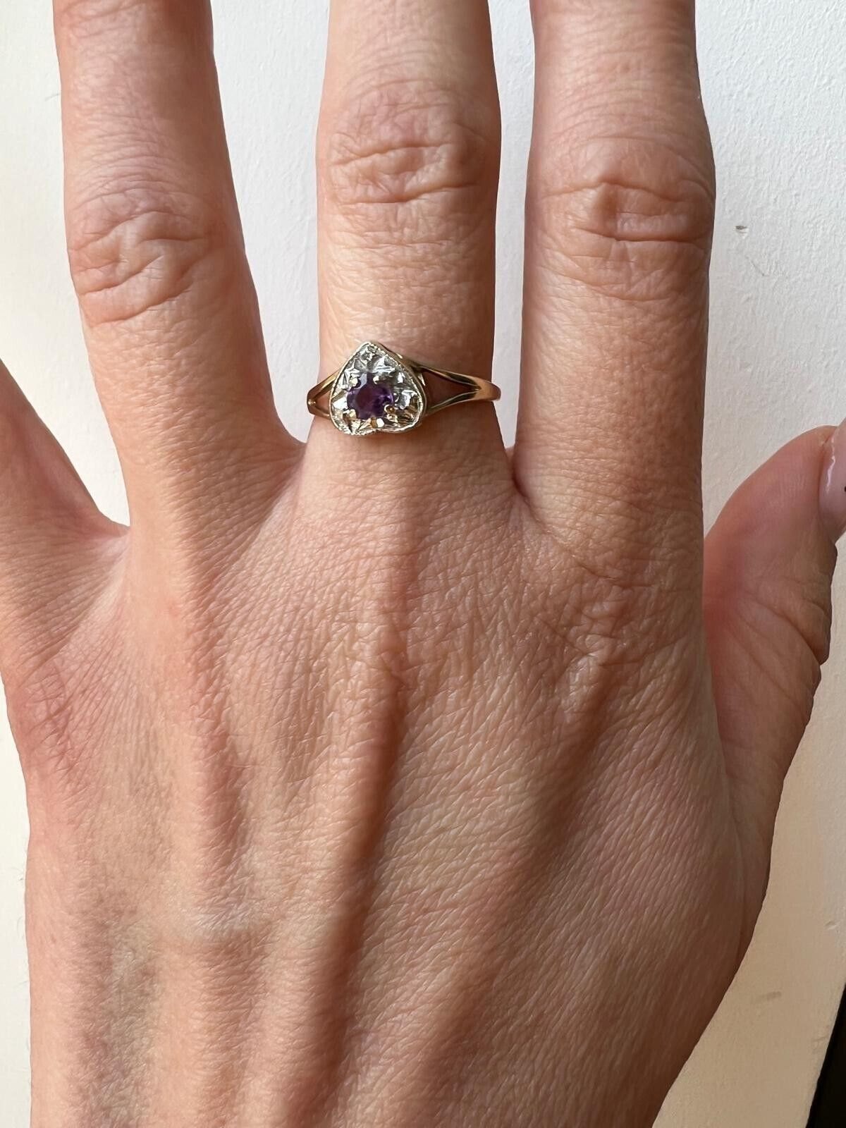 9ct Yellow Gold Heart Ring Purple Amethyst & Diamonds 375 Hallmarked Ring Size O