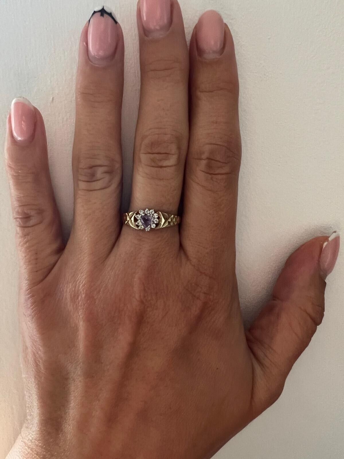 9ct Yellow Gold Ring Purple & Cubic Zirconia Stones Ring Size P 1/2 9k Gold