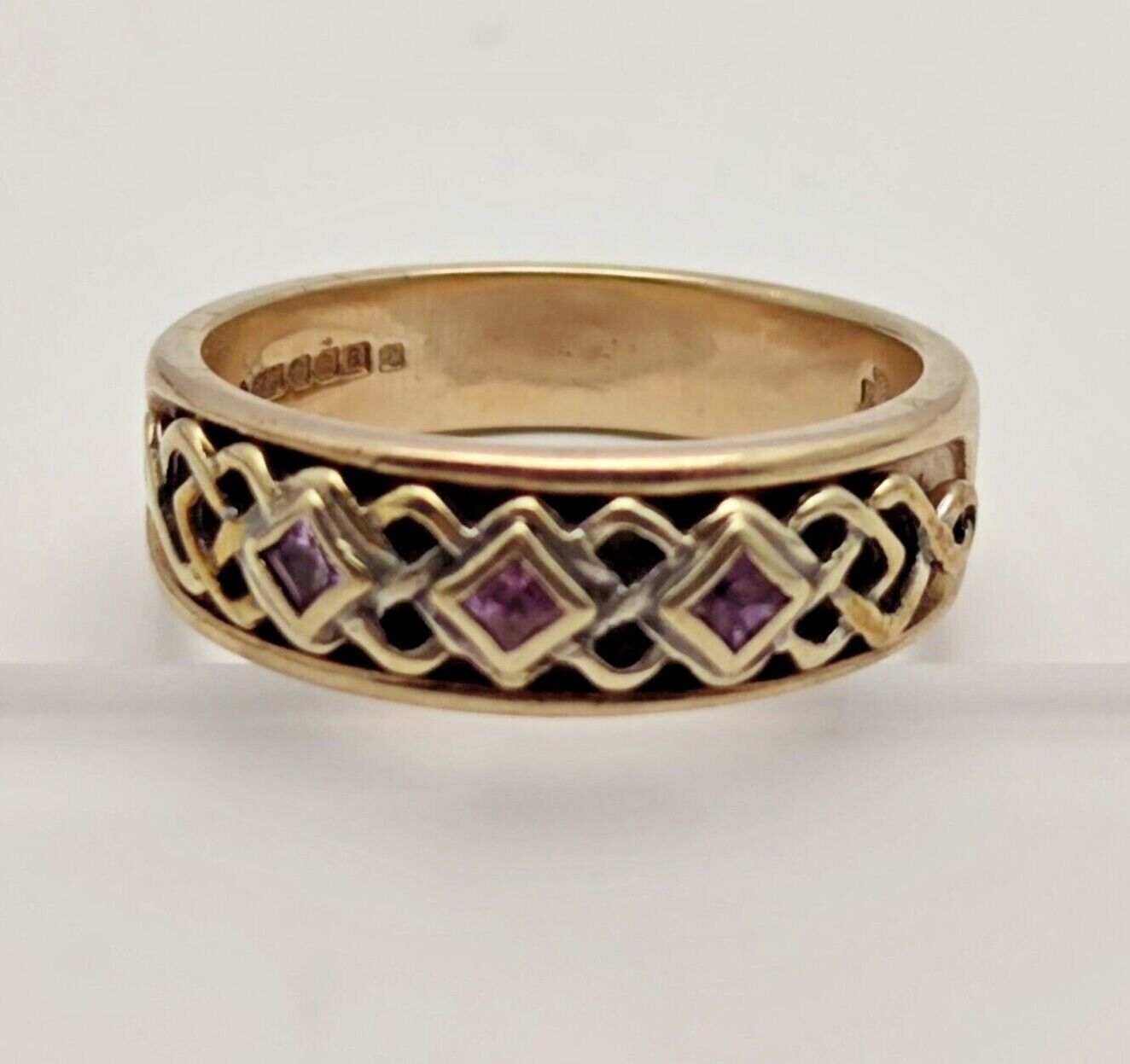 9ct Yellow Gold Ring Amethyst Three Purple Gemstones UK Ring Size O