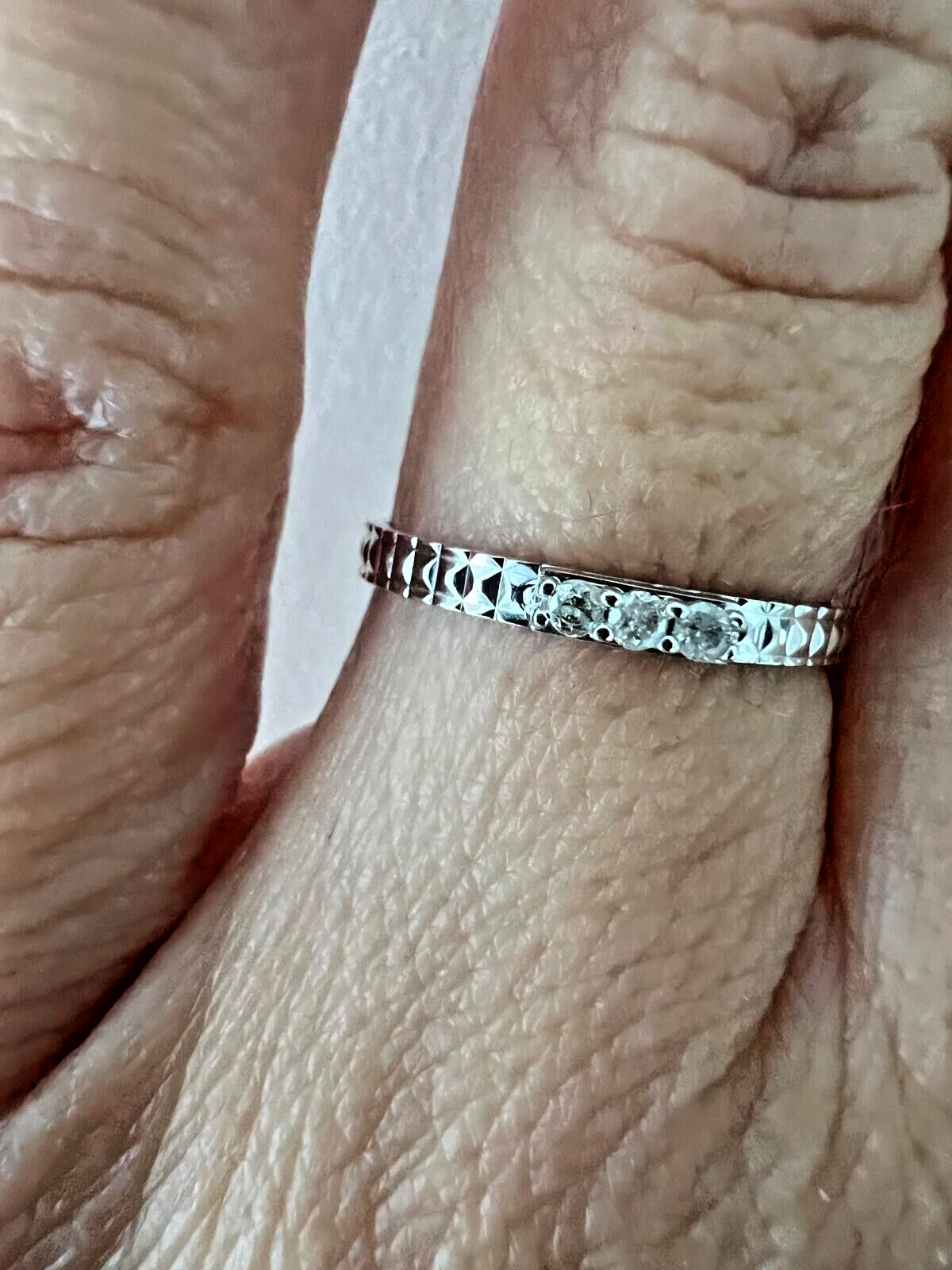 9ct White Gold Ring Diamonds Three Stone Setting UK Ring Size L 1/2
