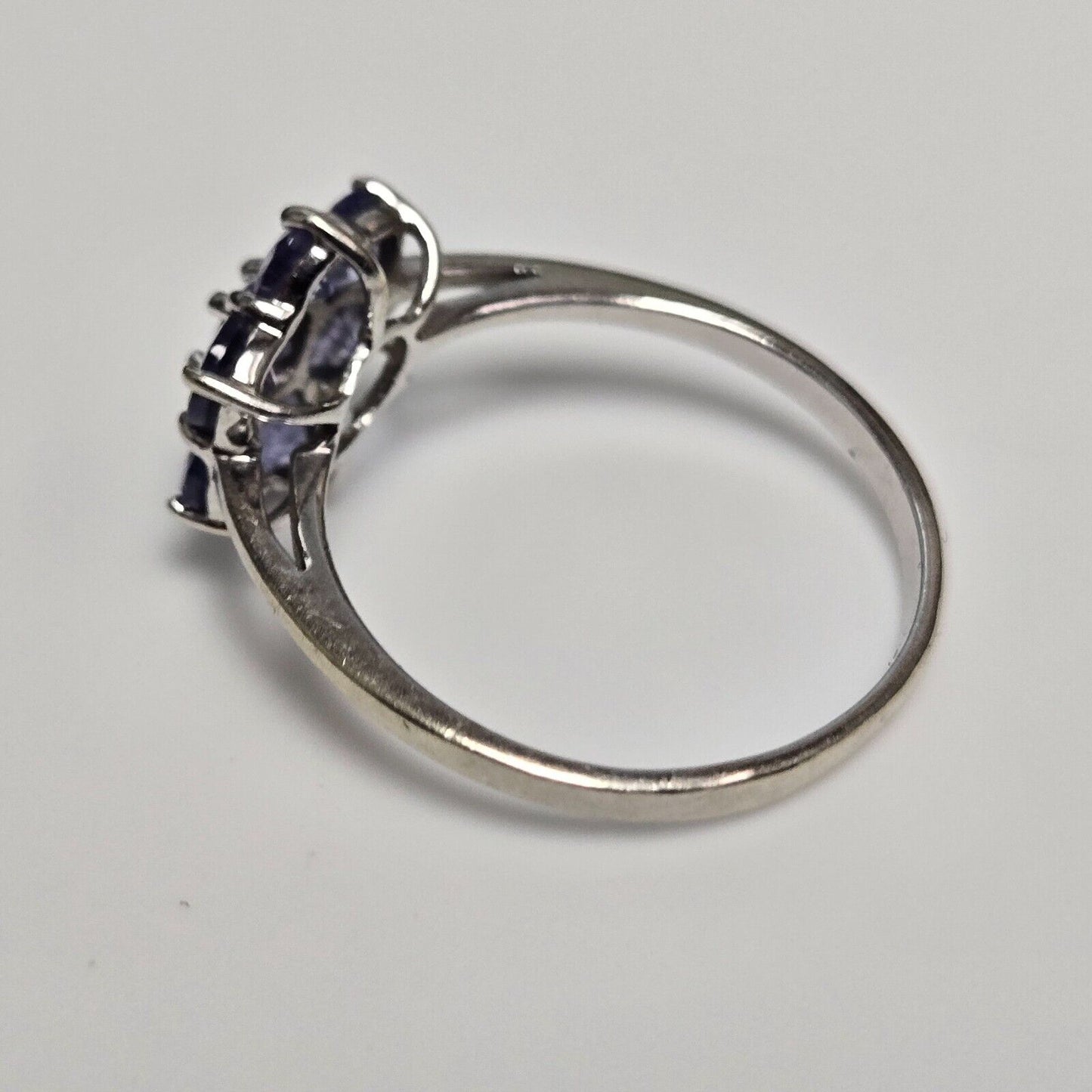 9ct White Gold Ring Blue Tanzanite Cluster UK Ring Size O 1/2