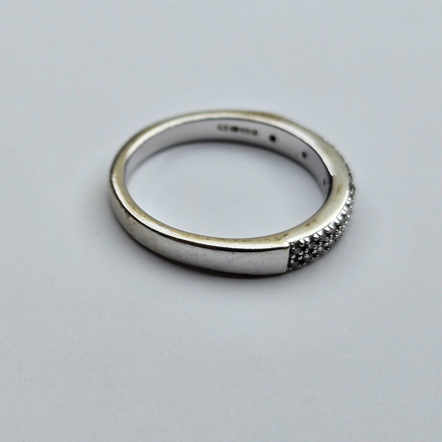 9ct White Gold Ring Band 0.10ct Diamonds Clusters UK Ring Size K