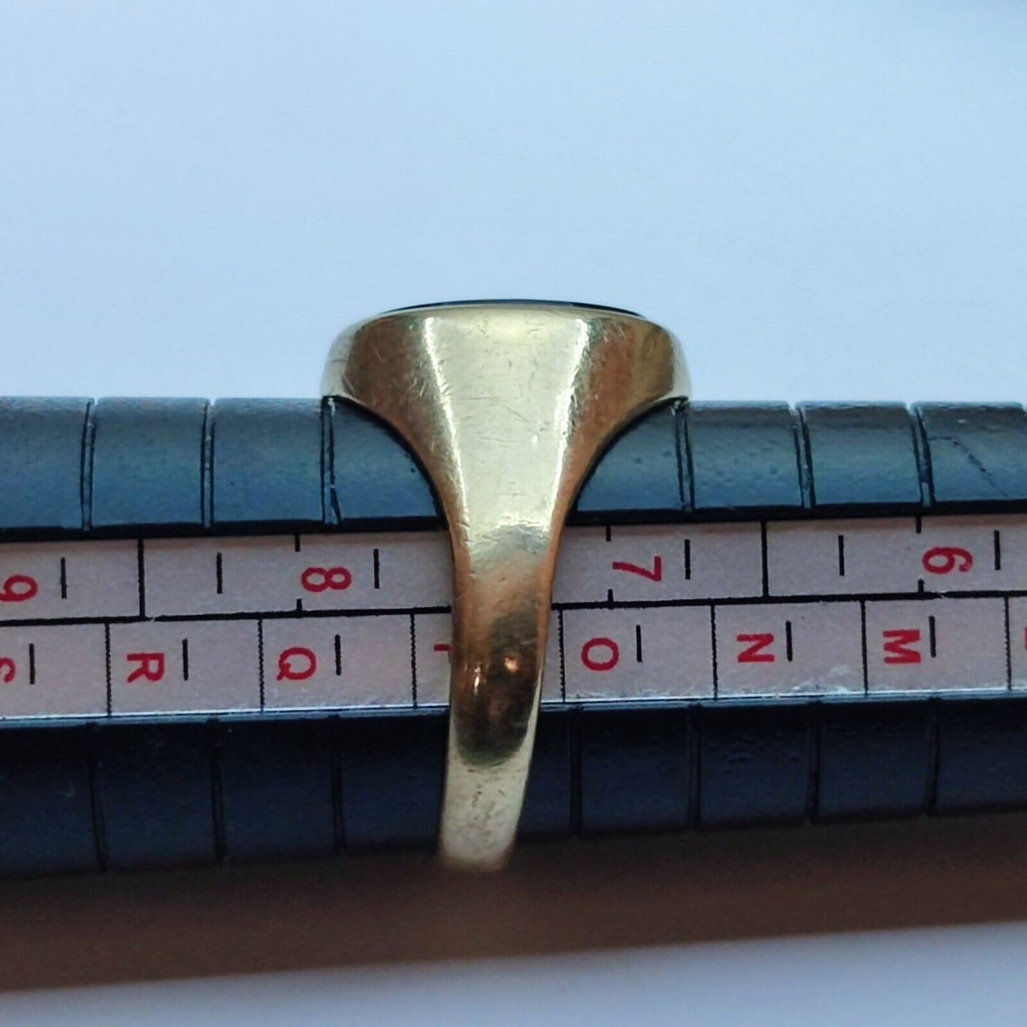 Men's 9ct Yellow Gold Signet Ring Black Onyx and Diamond UK Ring Size O 1/2