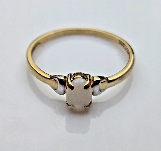 9ct Yellow Gold Ring Oval Opel Stone Prong Setting 9ct Hallmarked Ring Size L