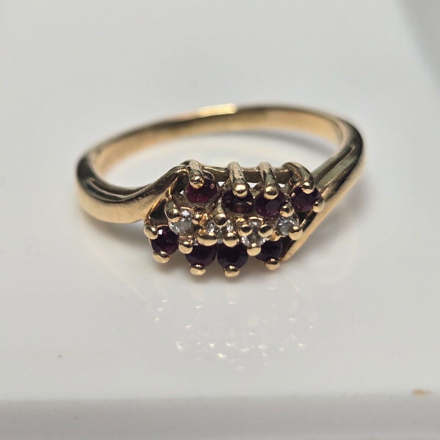 Vintage 14ct Yellow Gold Ring Red Ruby & Diamond Prong Setting Ring Size L