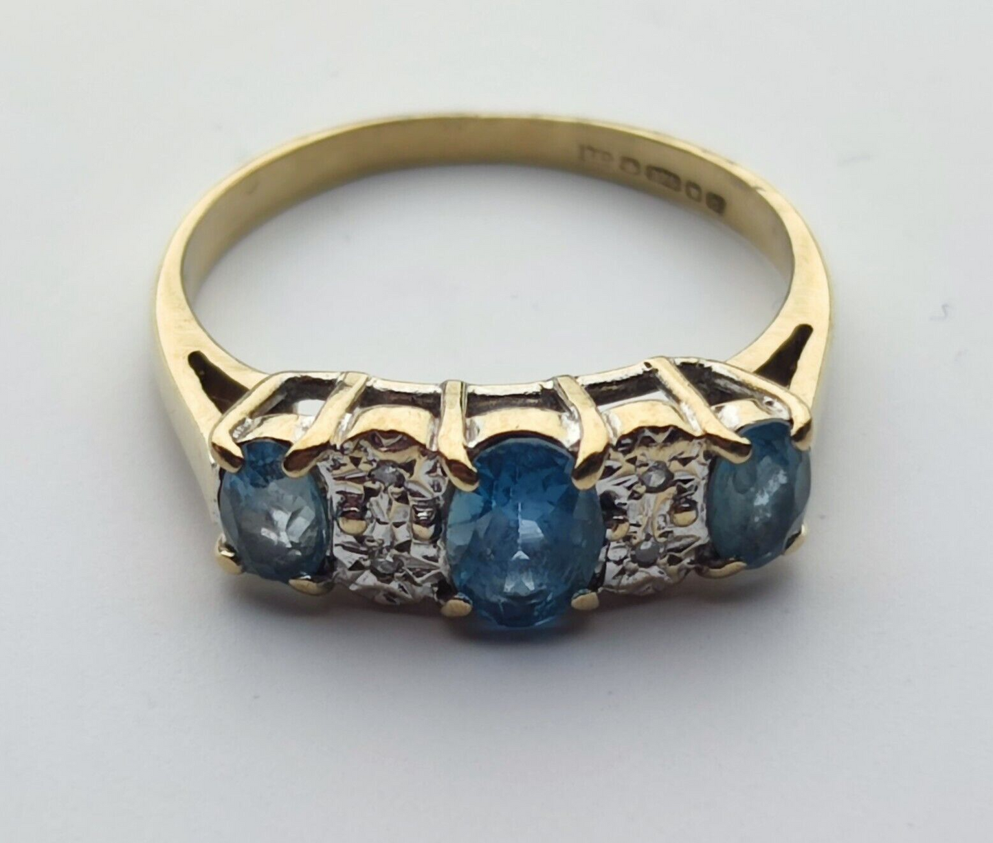 9ct Yellow Gold Ring Blue Topaz White Diamonds Gemstones Ring Size: L 1/2