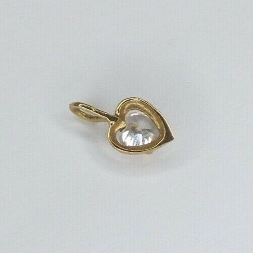 9ct Yellow Gold Heart Pendant Cubic Zirconia Stone Size: 13mm x 7mm