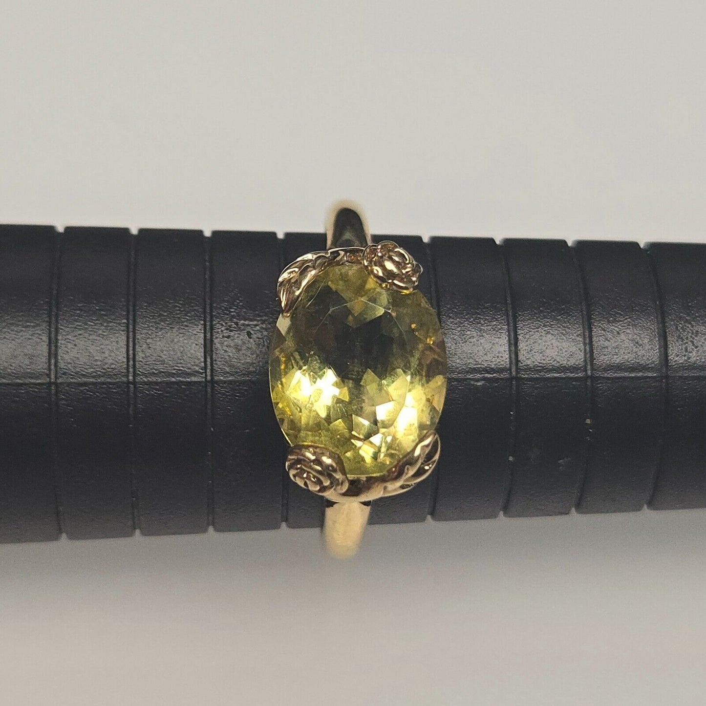 9ct Yellow gold Ring Oval Citrine 375 Hallmarked Prong Setting Ring Size V
