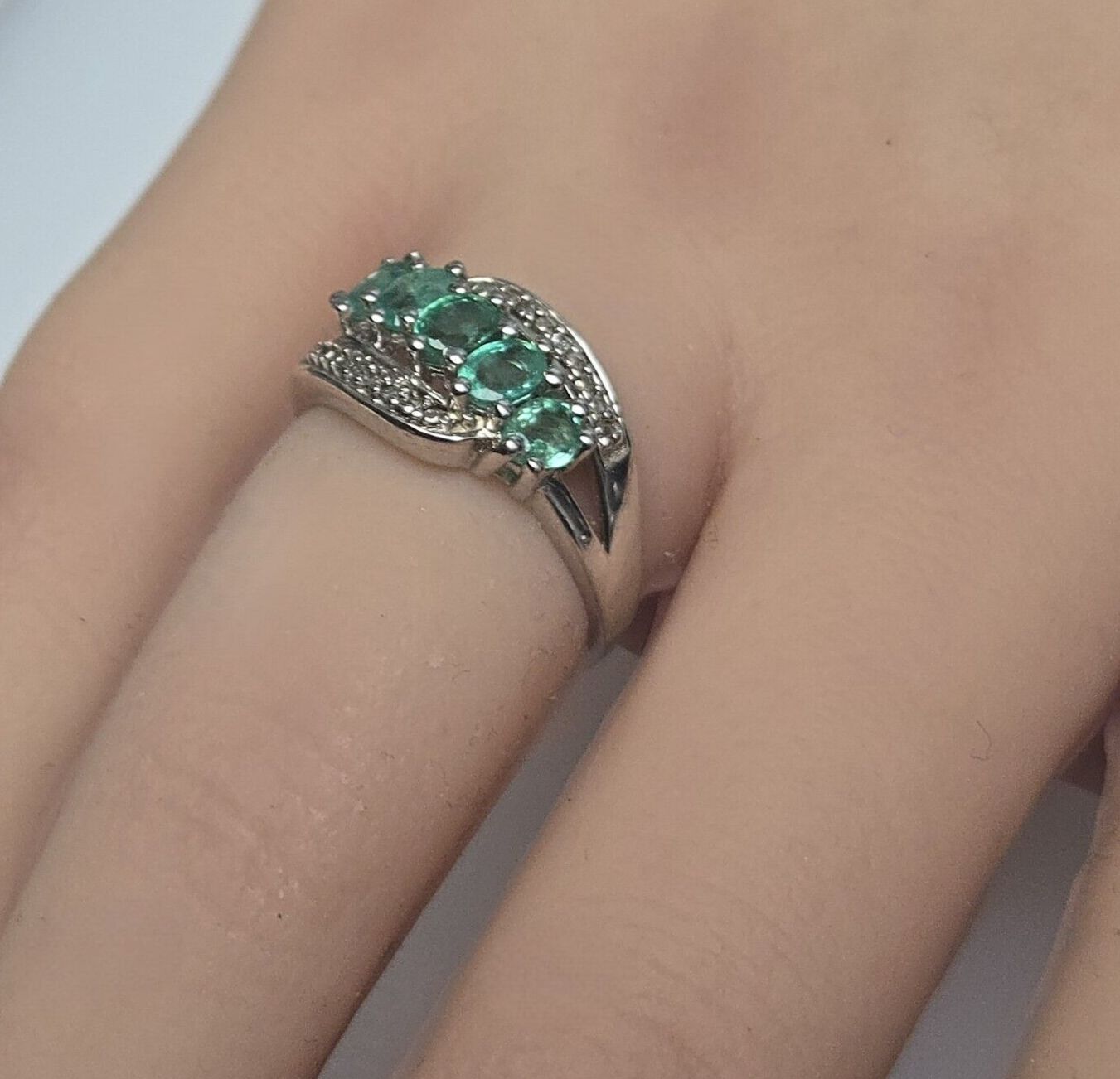Silver Ring Green Emerald & Diamond Ring 925 Silver Hallmarked Ring Size L 1/2