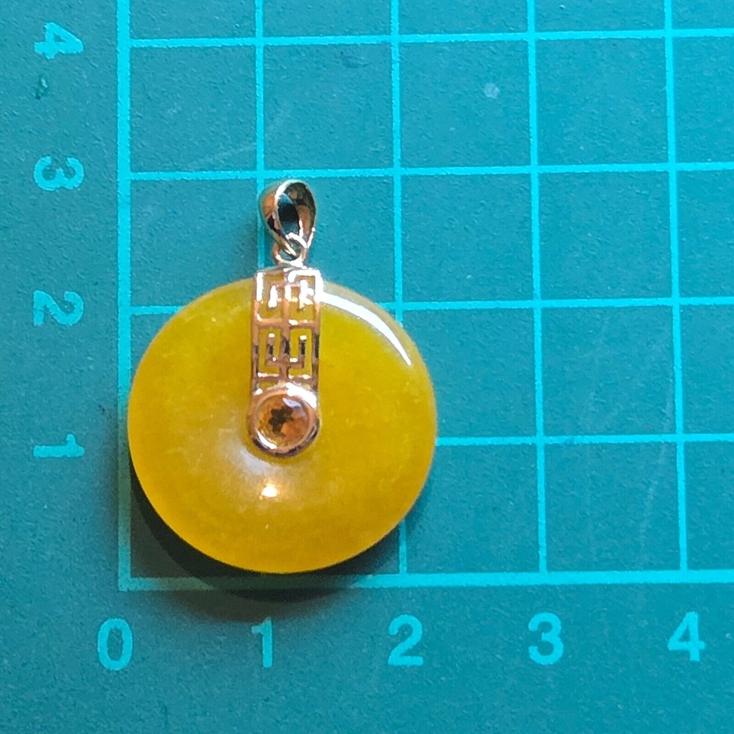 14ct Yellow Gold Pendant Yellow Jade and Citrine Gemstones Size 29mm x 21mm