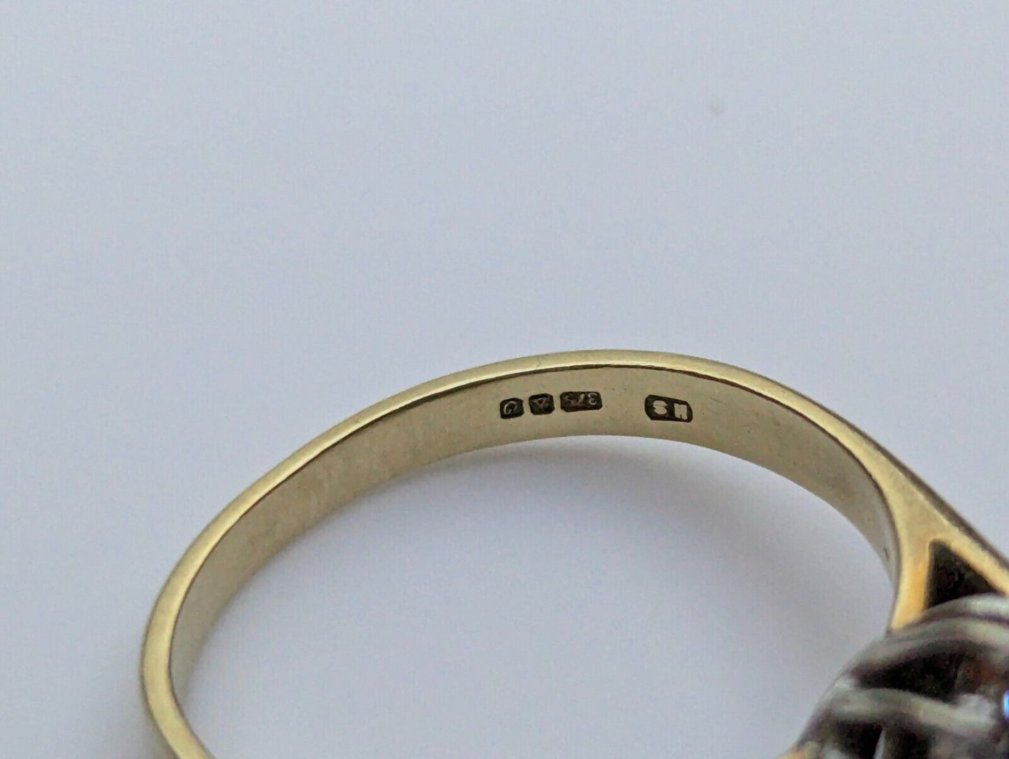 9ct Yellow Gold Ring Diamonds Cluster Setting UK Ring Size K