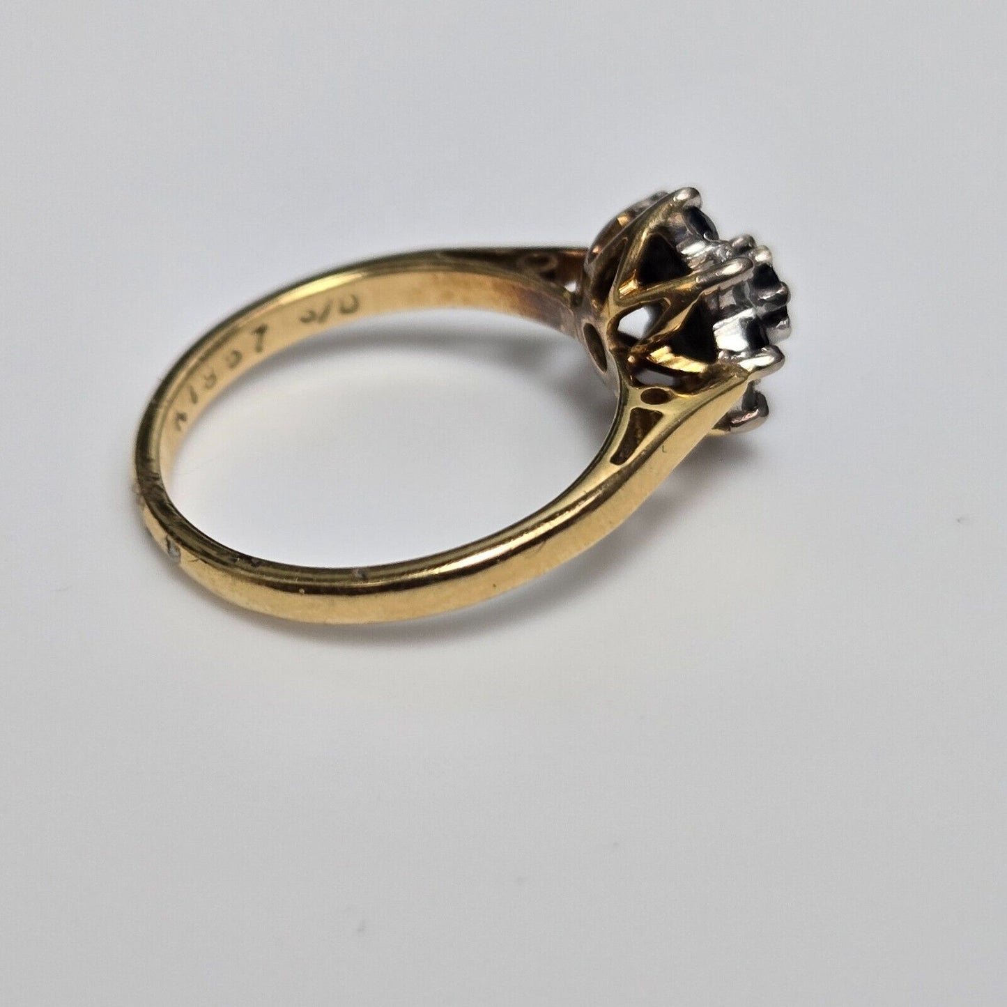 18ct Yellow Gold Ring Blue Sapphire and Diamond Cluster UK Ring Size J 1/2