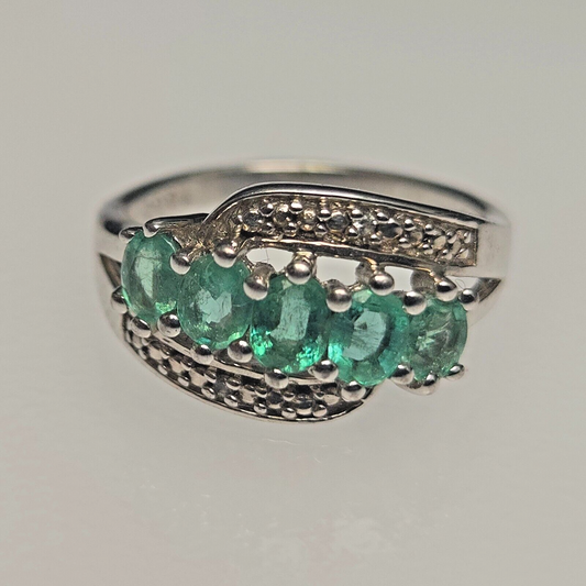 Silver Ring Green Emerald & Diamond Ring 925 Silver Hallmarked Ring Size L 1/2