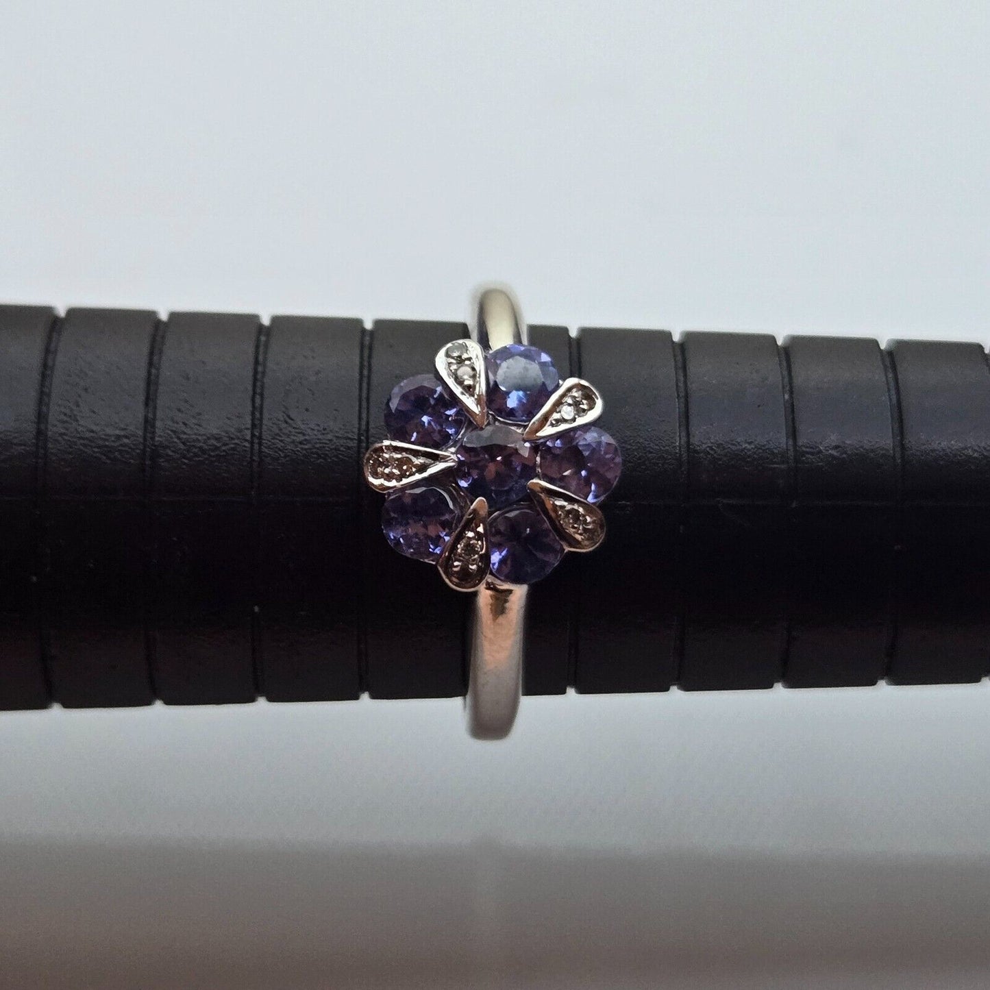 9ct White Gold Ring Blue Tanzanite and Diamonds 375 Hallmarked Ring Size R
