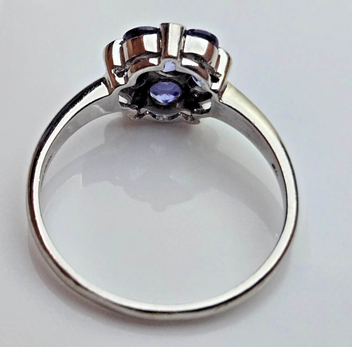 9ct White Gold Ring Blue Tanzanite and Diamonds 375 Hallmarked Ring Size R