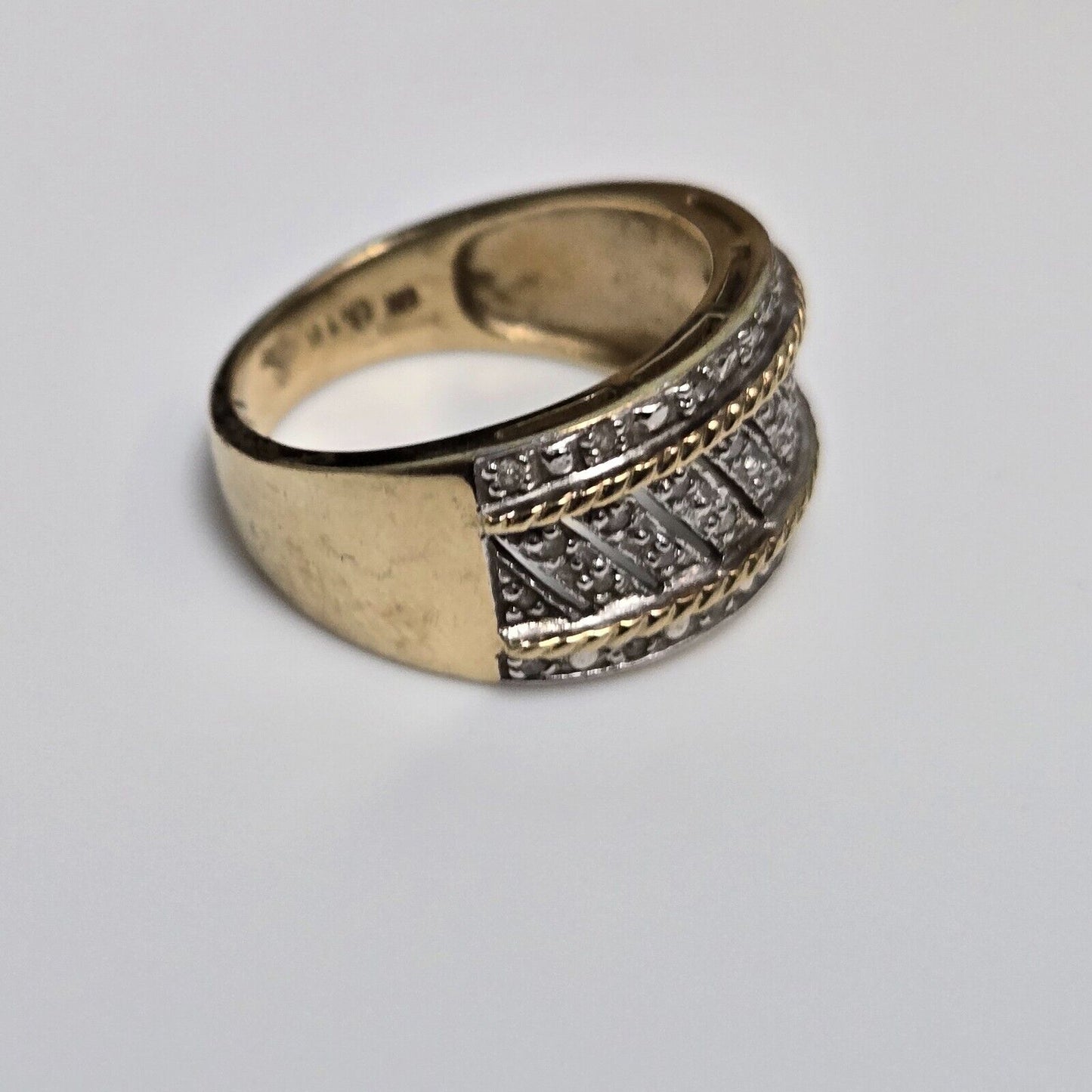 9ct Yellow Gold Ring Diamond Cluster Wide Band Design UK Ring Size O