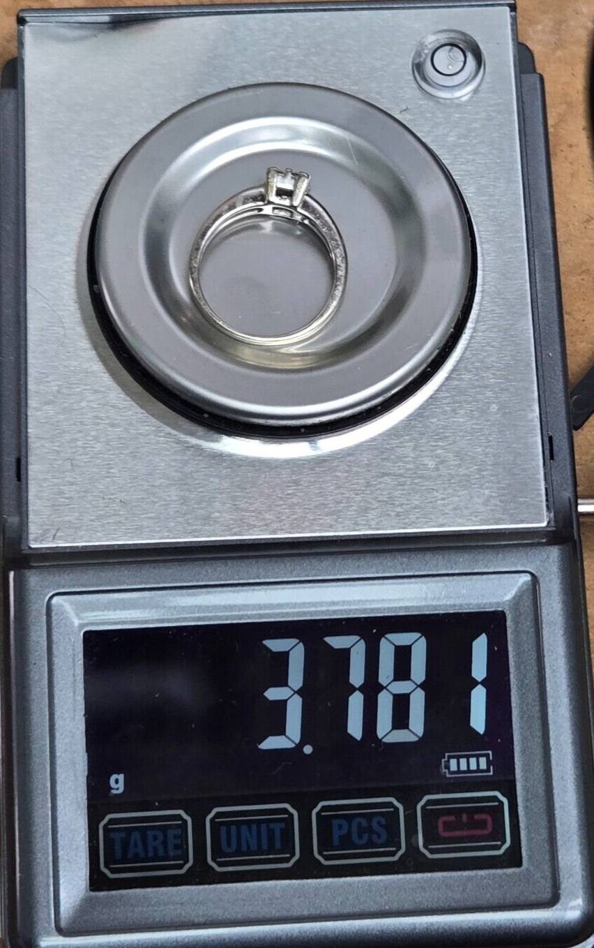 18ct White Gold 5x Diamonds Prong Setting 750 Hallmarked Ring Size O