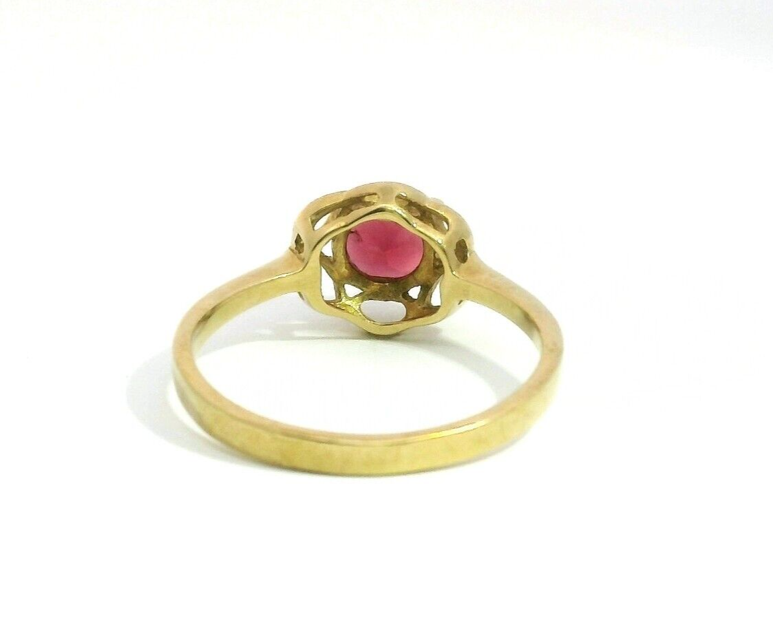 9ct Yellow Gold Ring Round Red Garnet Prong Setting Ring Size N 1/2
