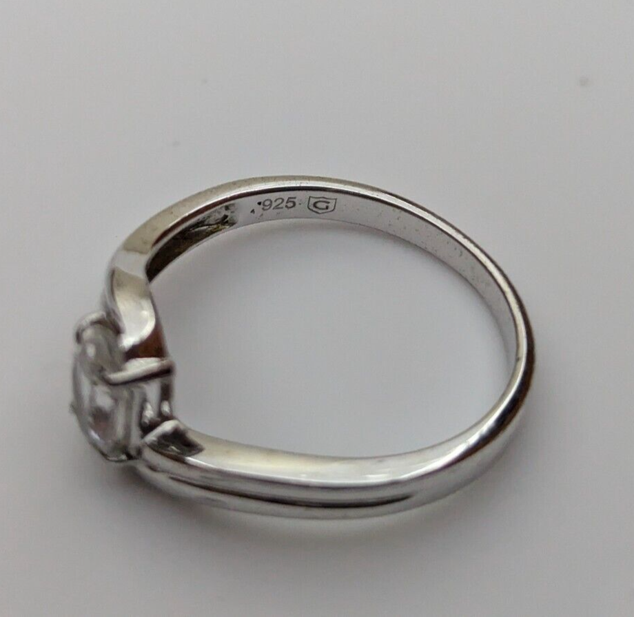 Silver Ring White Zircon 925 Sterling Silver Crossover Band Ring Size R 1/2