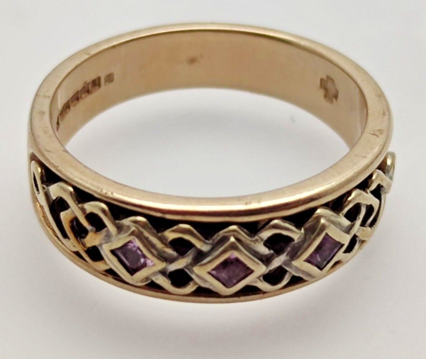 9ct Yellow Gold Ring Amethyst Three Purple Gemstones UK Ring Size O