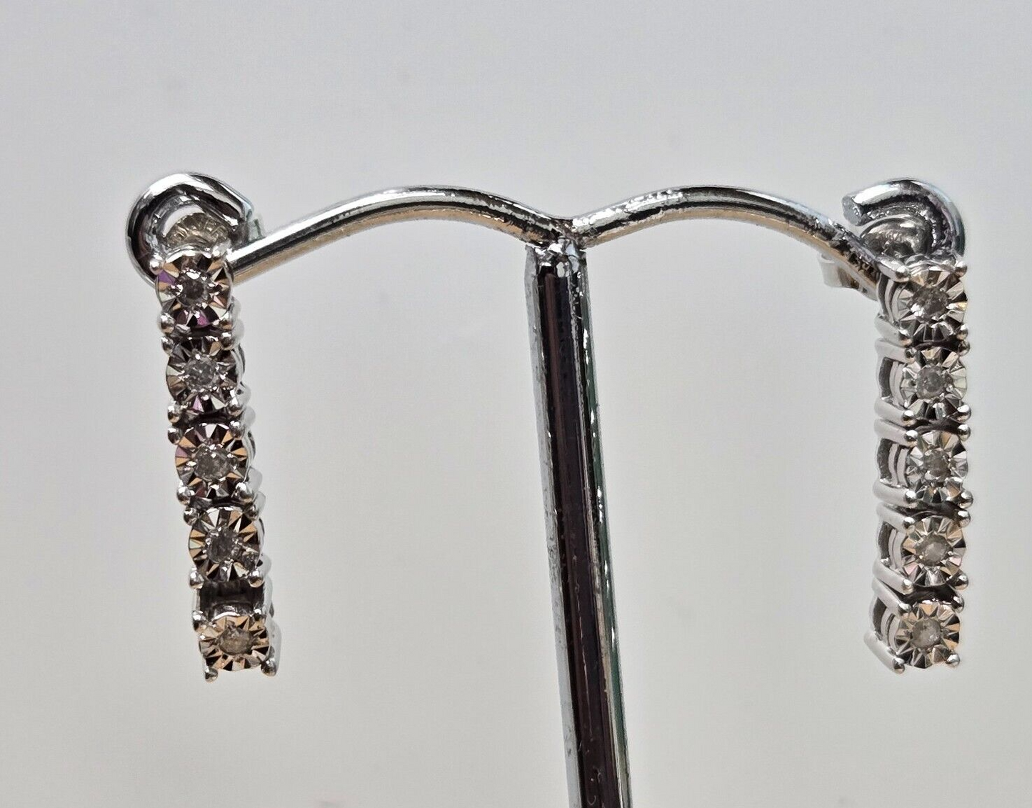 9ct White Gold Diamond Drop Earrings Round Colourless Gemstones Push Backs