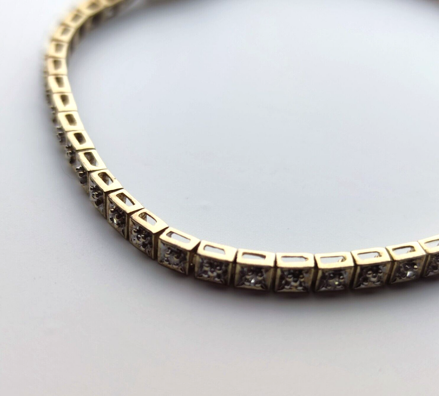 9ct Yellow Gold Diamond Tennis Bracelet Continuous Line Diamonds 18cm Long