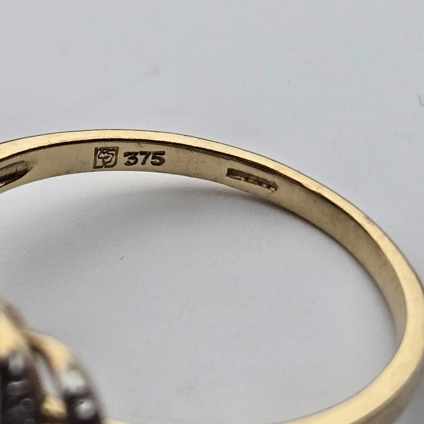 9ct Yellow Gold Ring Large Smoky Quartz & Diamonds Gemstones Ring Size T