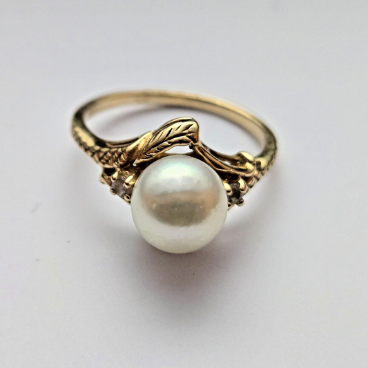9ct Yellow Gold Ring White Pearl Prong Setting Statement Ring Size J
