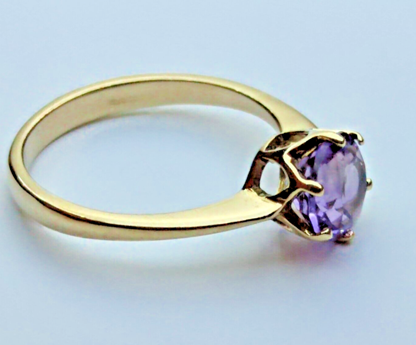 9ct Yellow Gold Ring Round Purple Amethyst Gemstone Prong Setting Ring Size N