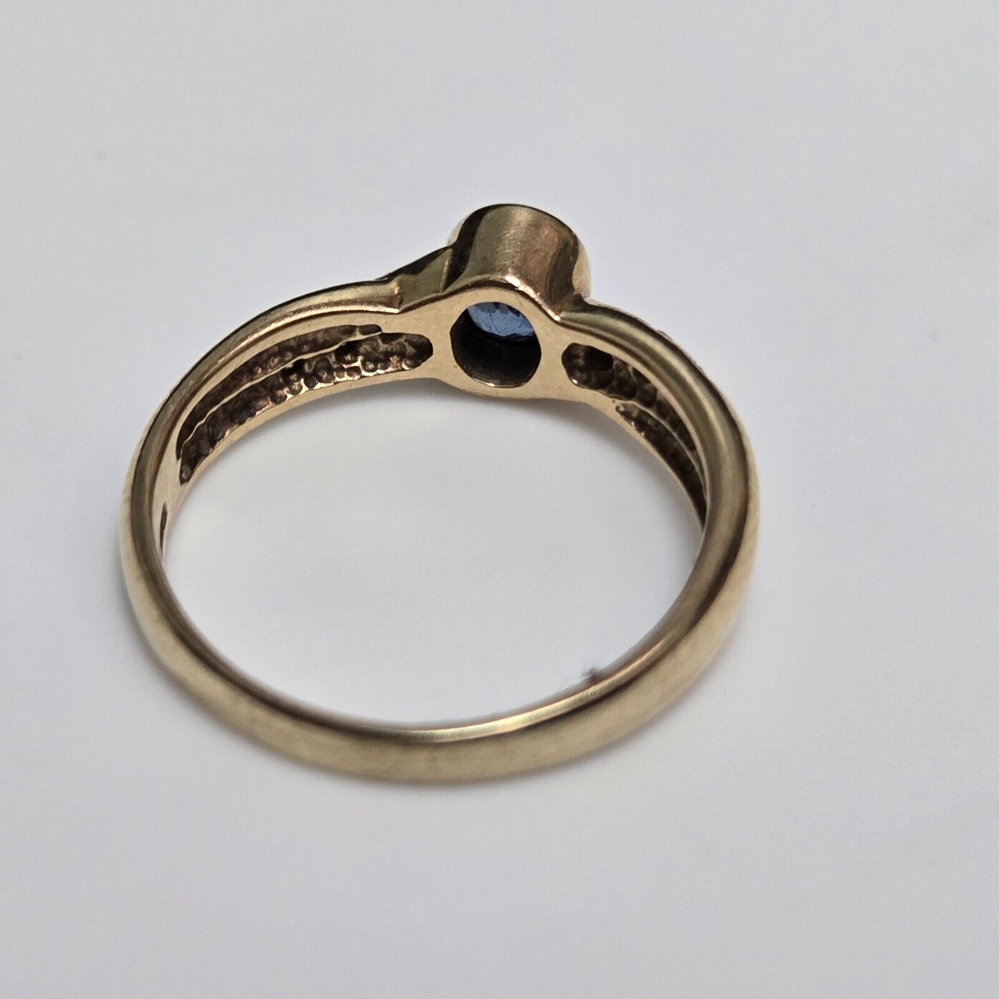 9ct Yellow Gold Ring Blue Oval Topaz and Colourless Diamonds UK Ring Size O 1/2