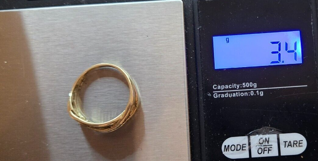 9ct Yellow Gold Ring Cluster Diamonds Gemstone Crossover Band UK Ring Size S