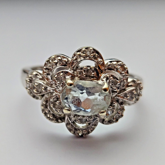 9ct White Gold Ring Oval Topaz And Diamonds Gemstones UK Ring Size N 1/2