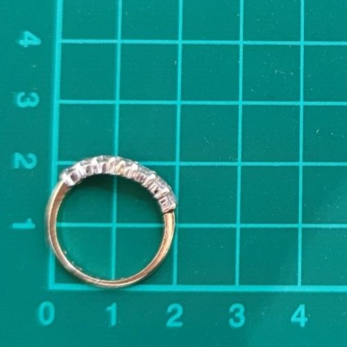 9ct Yellow Gold Ring Cubic Zirconia Stones "I Love you" Engraved Ring Size N