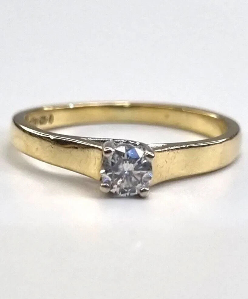 18ct Gold Ring Solitaire Diamond 0.25ct Diamond Weight UK Ring Size O